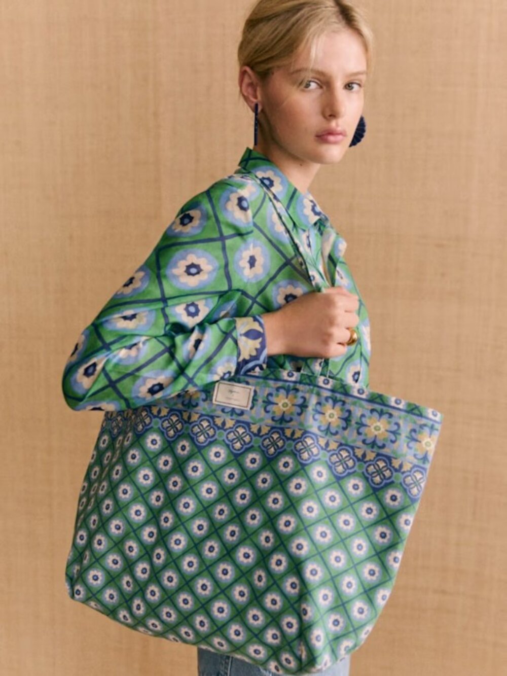 Sézane x Momoní summer '24 limited edition green floral tile print tote bag NWOT
